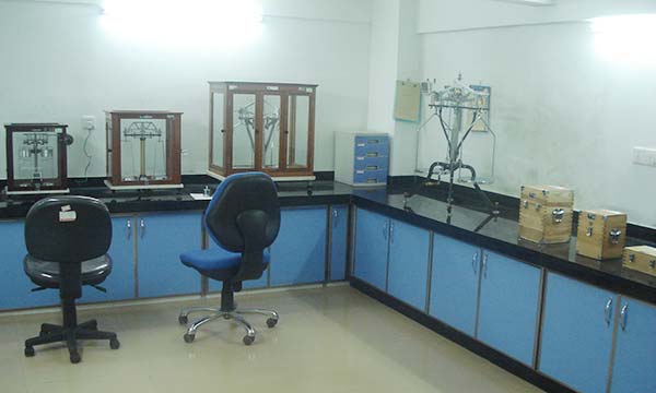 理化儀器校準(zhǔn)圖片